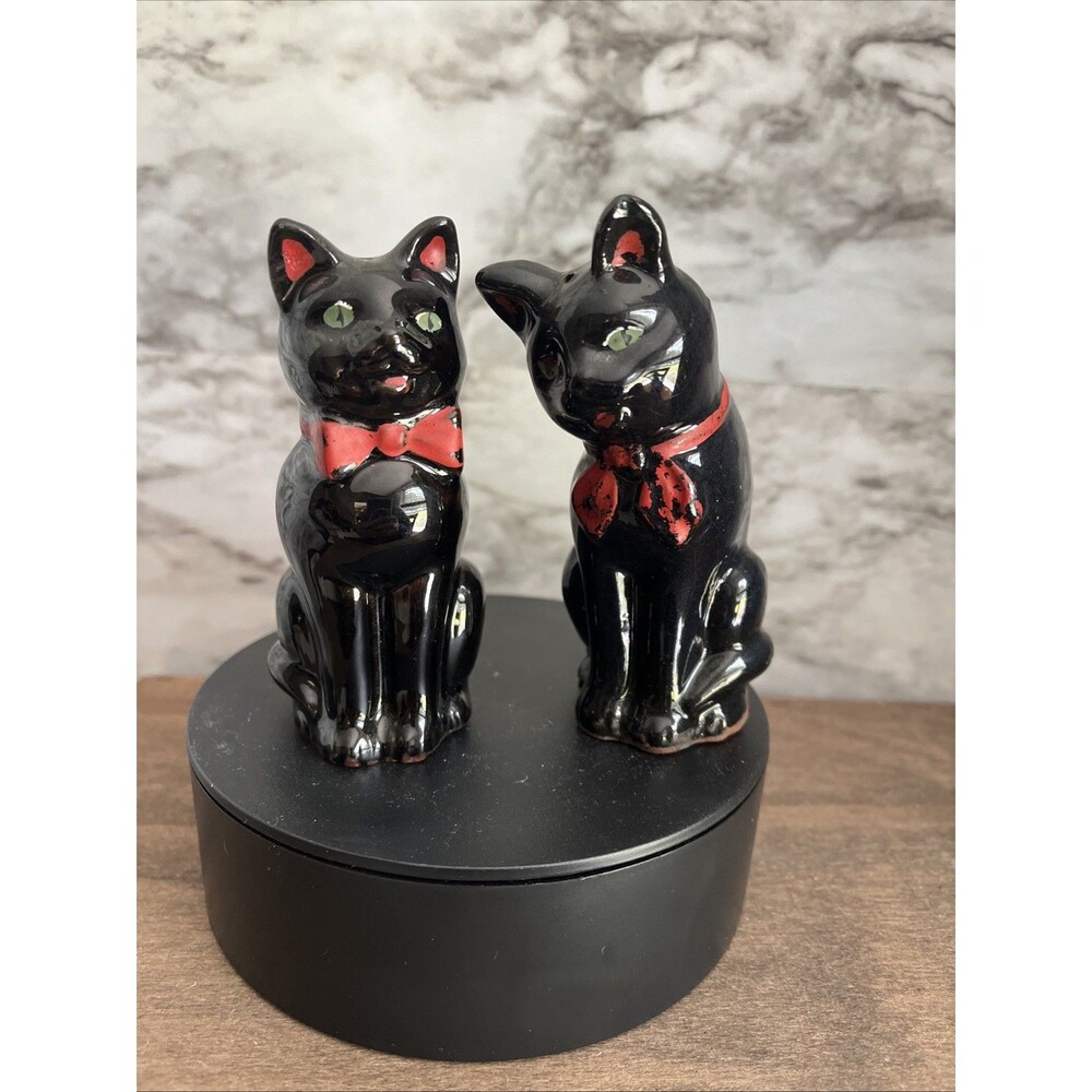 Vintage Shafford Black Cat Salt Pepper Shakers Set Red Bow Green Eyes Japan MCM